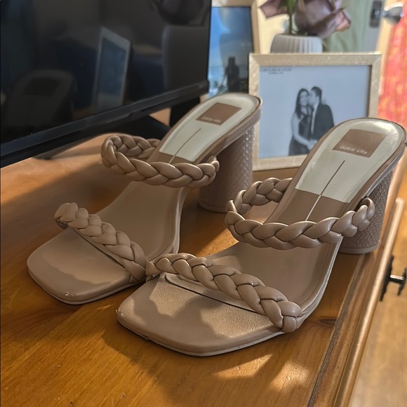 Dolce Vita Women's Braided Tan Heels - Picture 2 of 6